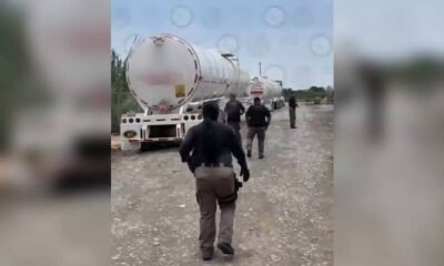 Decomiso de huachicol de la FGR con policías y pipas
