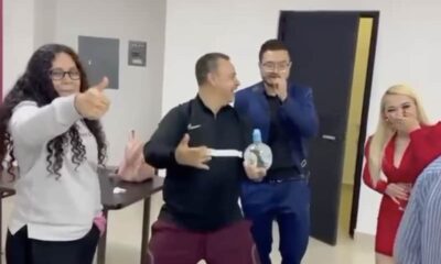 videos muestran el momento de la presunta fiesta en las oficinas oficiales