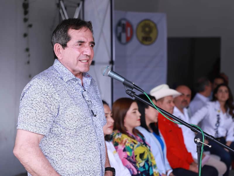 Imagen de Héctor Melesio Cuén, quien antes de ser asesinado, denunció ante instancias federales y locales una presunta red de corrupción y desvío de recursos que supuestamente involucra a los hijos del gobernador con licencia de Sinaloa, Rubén Rocha Moya.