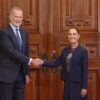 La presidenta Claudia Sheinbaum recibió al rey Felipe VI de España, quien arribó a México para sostener una reunión privada.
