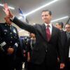 Enrique Peña Nieto, presidente de México, realizó uno de los últimos eventos públicos que tiene antes de finalizar su mandato al inaugurar y entregar las obras del Centro Médico Naval en compañía de Vidal Francisco Soberón, secretario de Marina, y Salvador Cienfuegos, secretario de la Defensa Nacional.