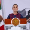 Claudia Sheinbaum Pardo, Presidente de México con vestido azul con rojo