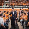 Samuel García, gobernador de Nuevo León, durante la inauguración del centro acuatico Osmar Olvera