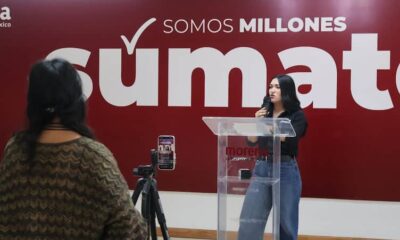 Brighite Granados, dirigente de Morena en Chihuahua, con blusa negra y pantalón de mezclilla