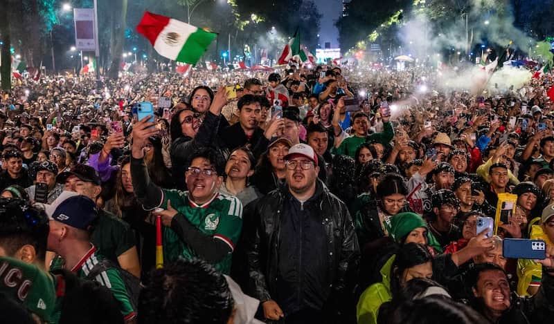 PRI y PAn critican al gobierno de la CDMX por la muerte de  cuatro personas en los festejos para el mundial